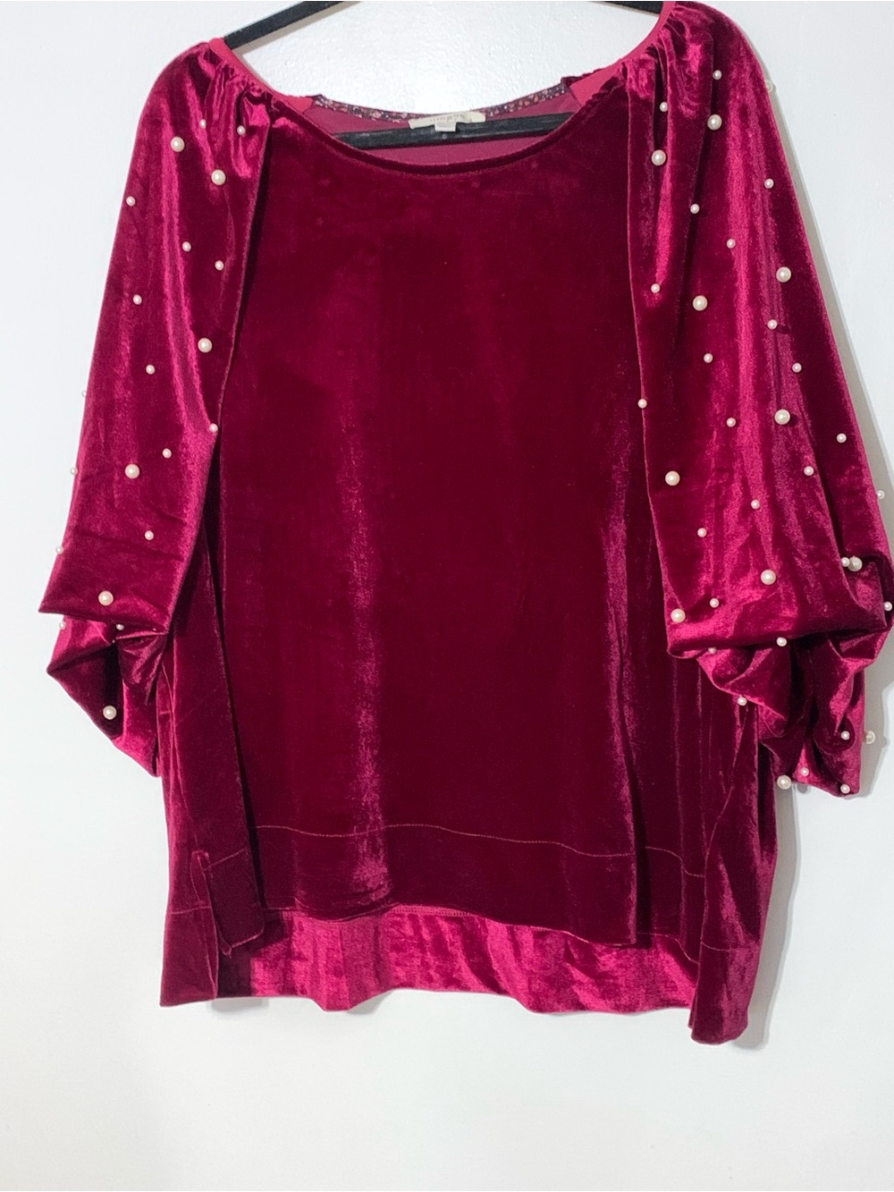 Umgee Velvet Balloon sleeve Pearl-Embellished Pinkish Burgundy Women’s Top 2XL